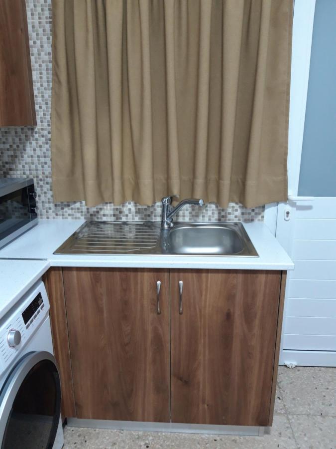 Paphos Costas Two-Bedroom Ground Floor Apartment מראה חיצוני תמונה
