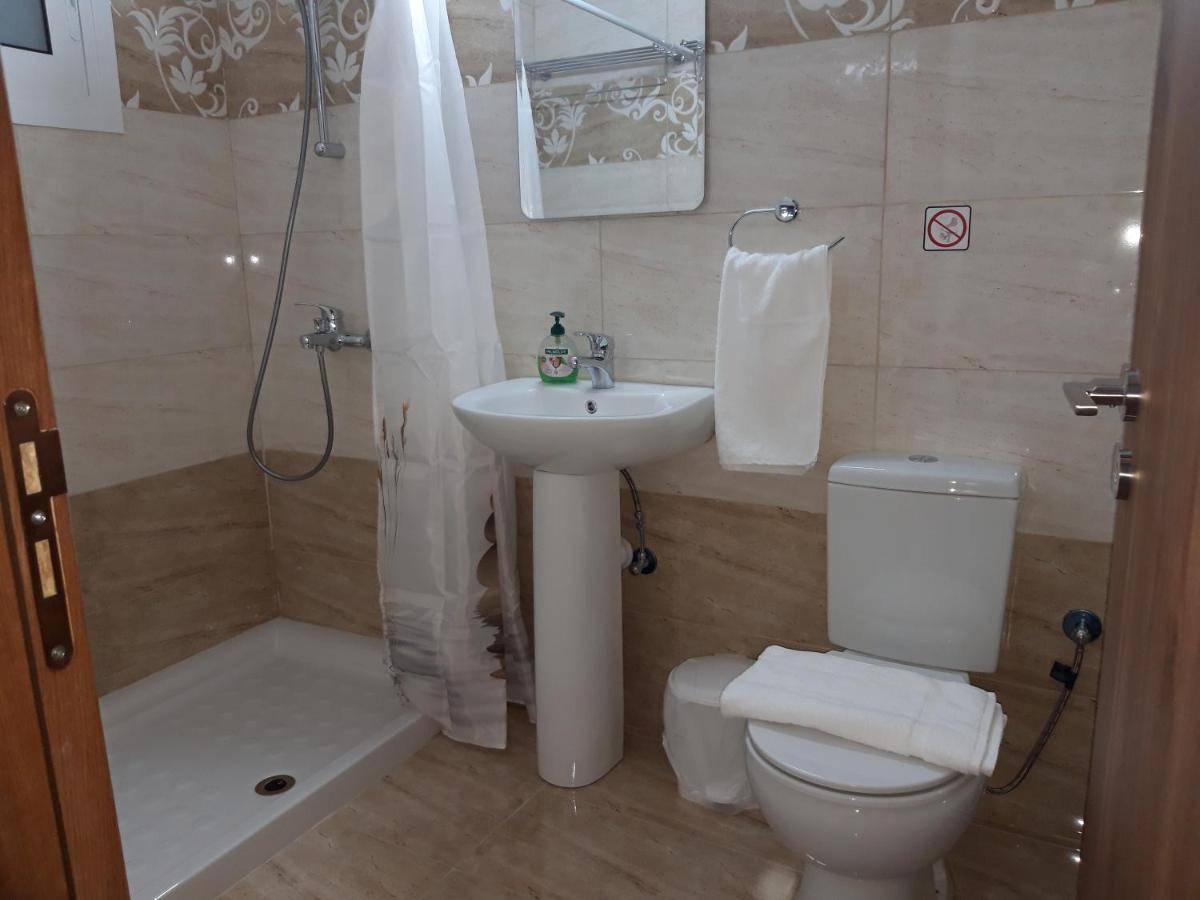 Paphos Costas Two-Bedroom Ground Floor Apartment מראה חיצוני תמונה