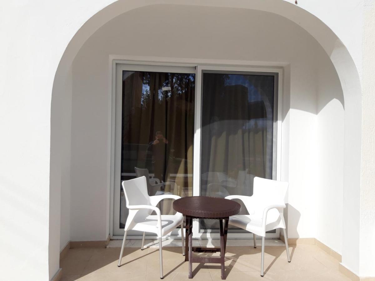 Paphos Costas Two-Bedroom Ground Floor Apartment מראה חיצוני תמונה